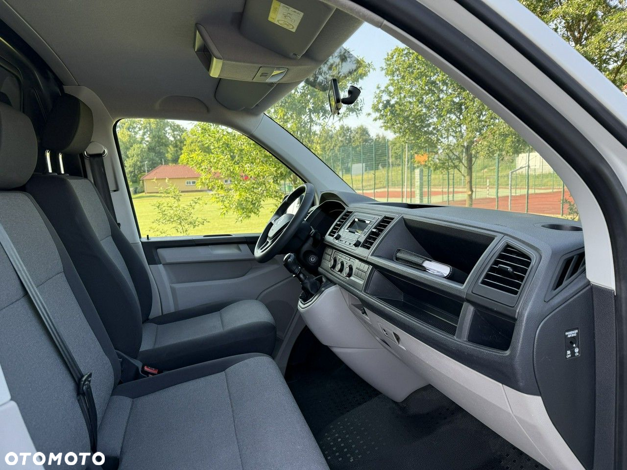 Volkswagen Transporter - 25