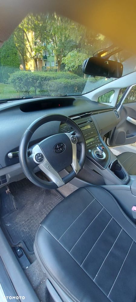 Toyota Prius - 8