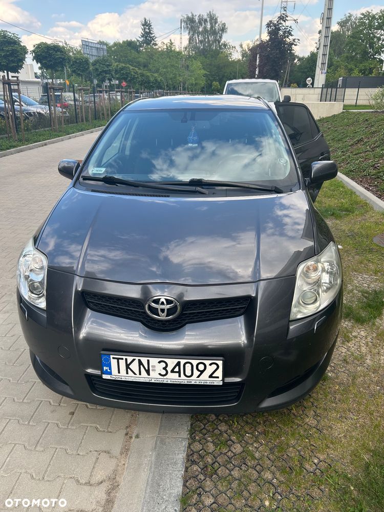 Toyota Auris 2.0 D-4D Sol - 1
