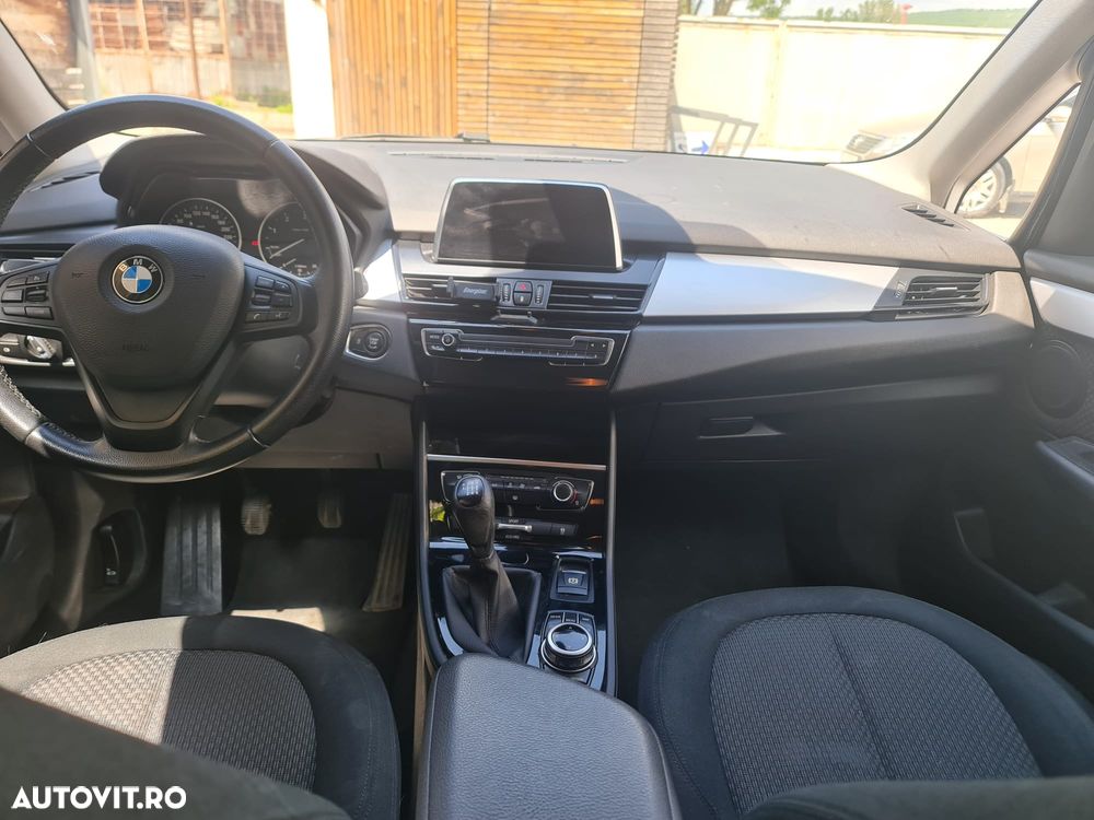 BMW Seria 2 216d Advantage - 7