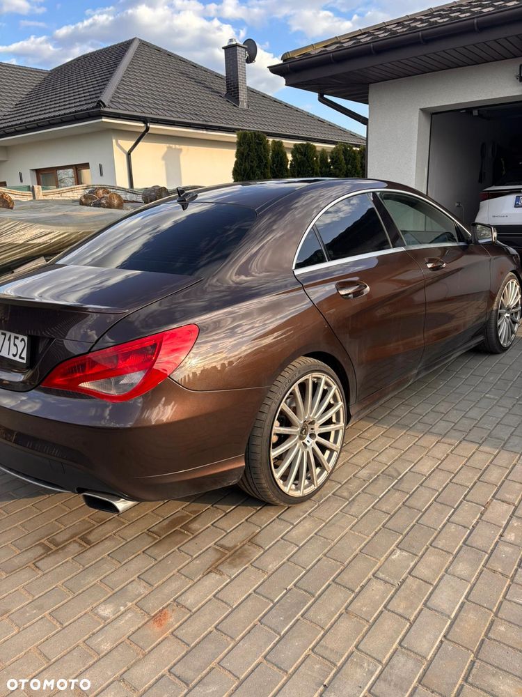 Mercedes-Benz CLA 250 4Matic 7G-DCT Sport - 8