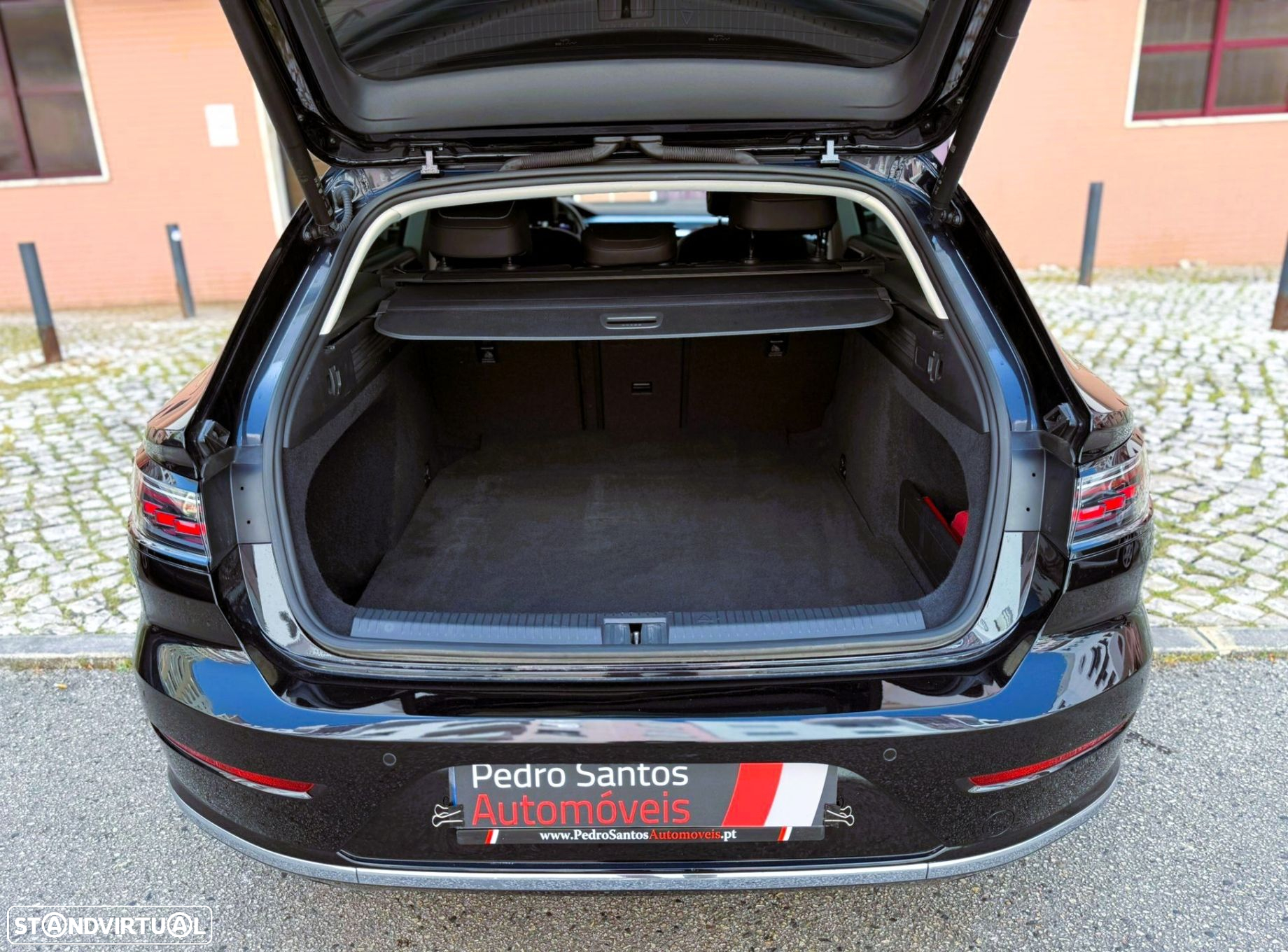 VW Arteon Shooting Brake 2.0 TDI Elegance DSG - 23