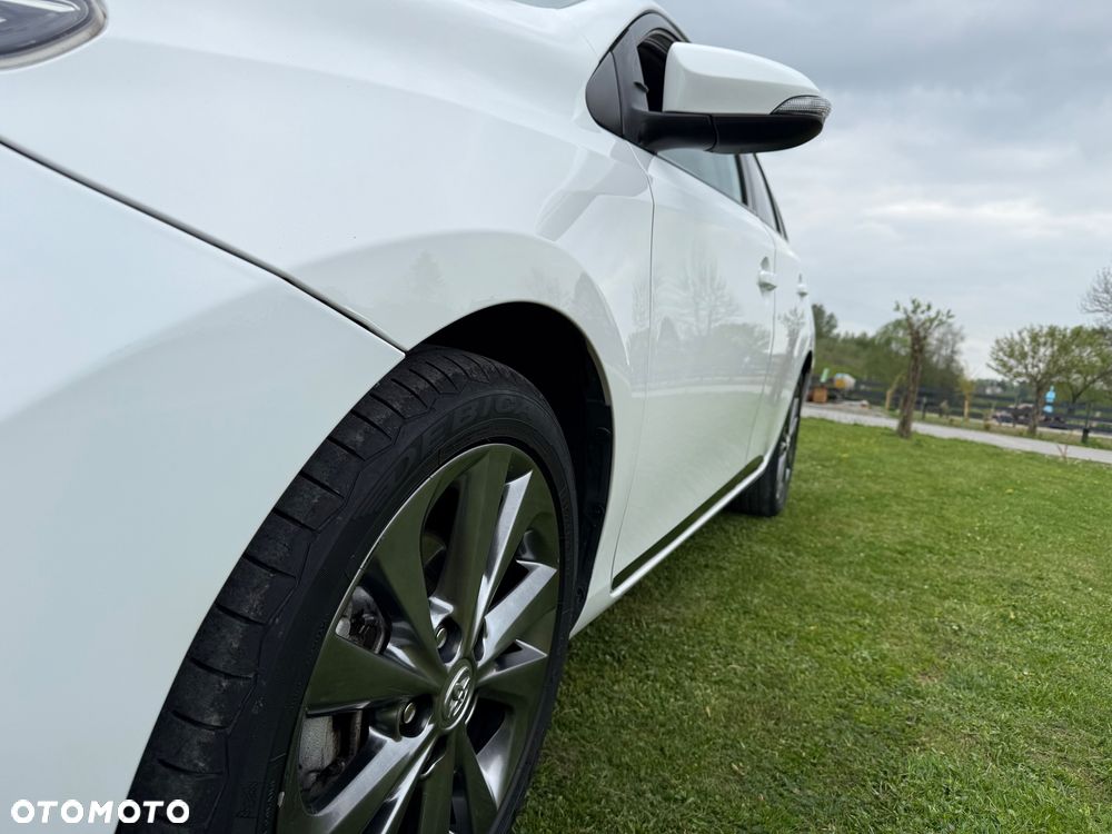 Toyota Auris - 27