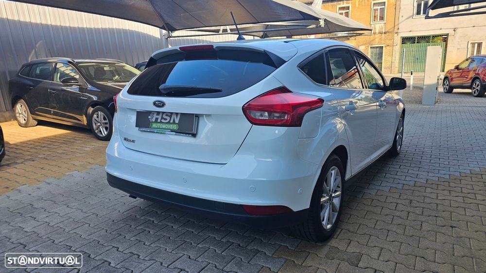 Ford Focus 1.5 TDCi Titanium - 5
