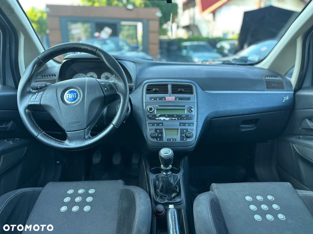 Fiat Grande Punto - 6