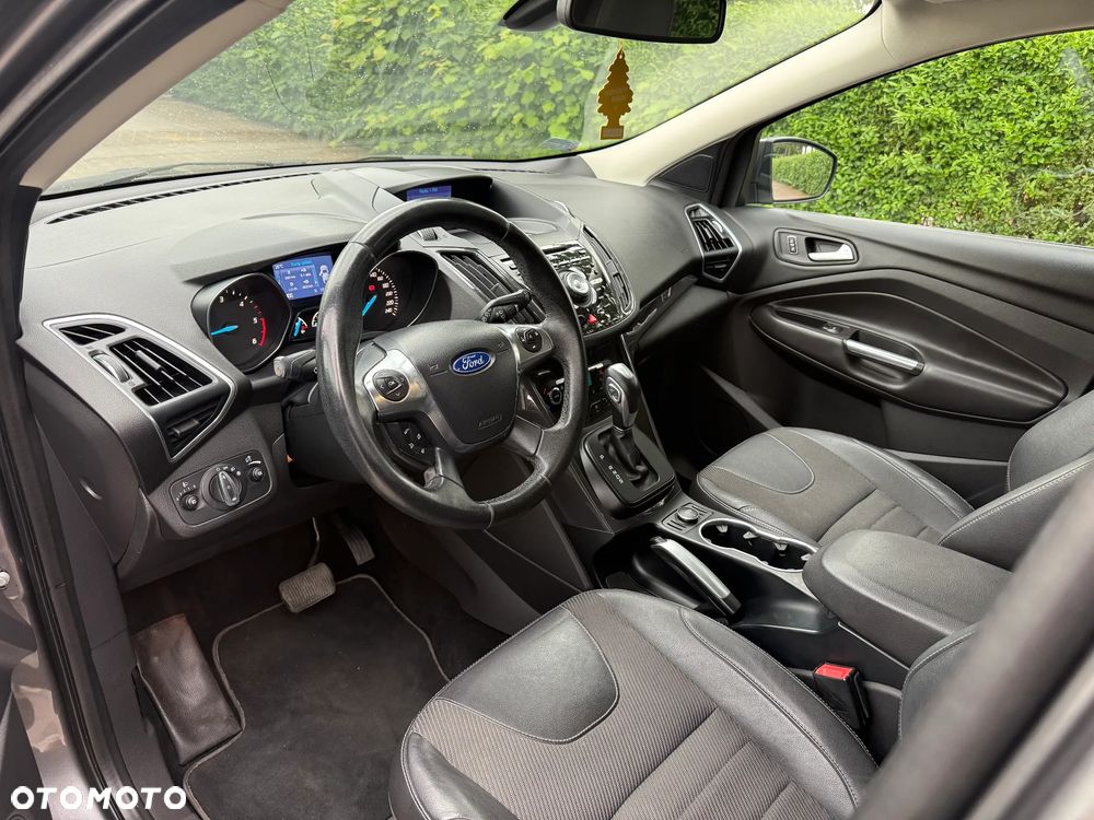 Ford Kuga - 26