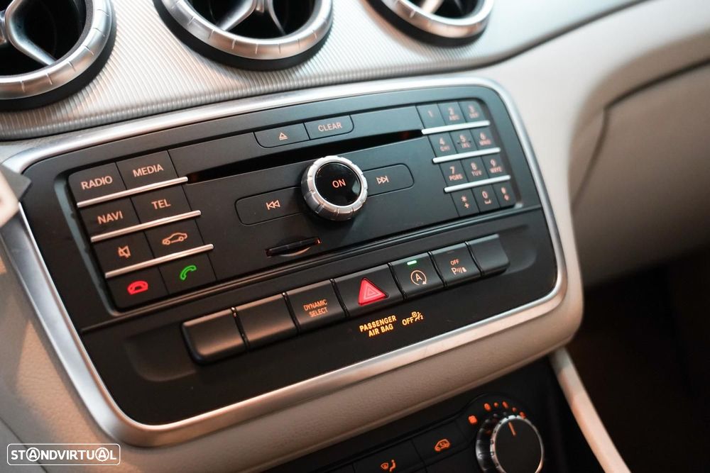 Mercedes-Benz CLA 220 d Shooting Brake Urban Aut. - 12