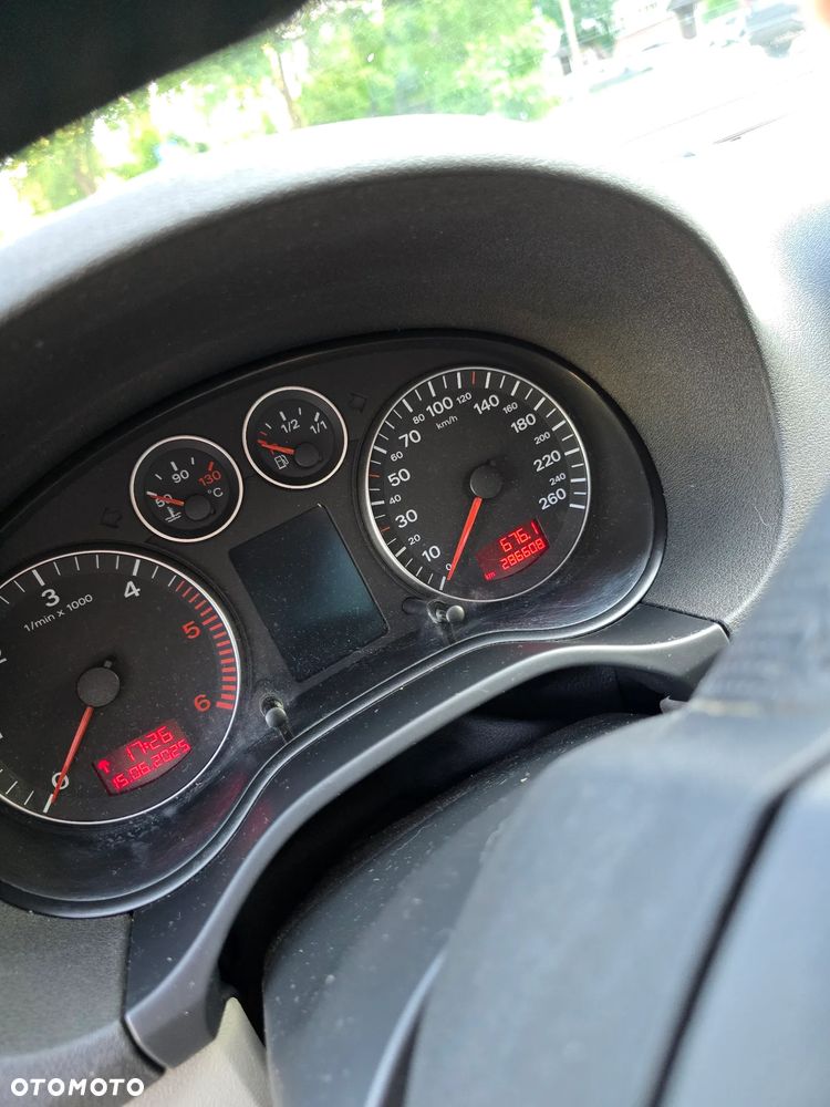 Audi A3 Sportback 2.0 TDI DPF Quattro Ambition - 14