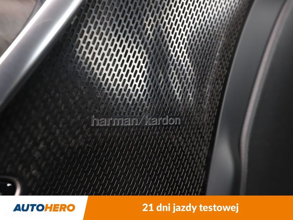 Volvo V90 Cross Country - 31