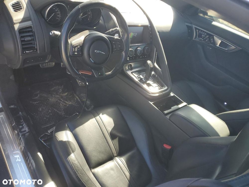 Jaguar F-Type AWD R - 9