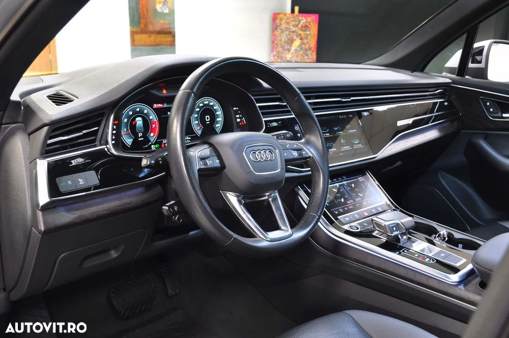 Audi Q7 - 7
