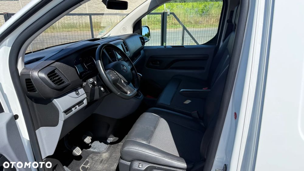 Opel VIVARO - 21