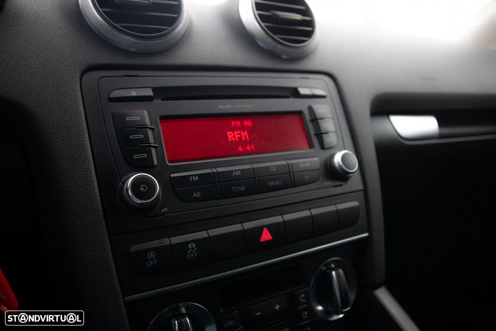 Audi A3 Sportback 1.6 TDI Attraction - 22