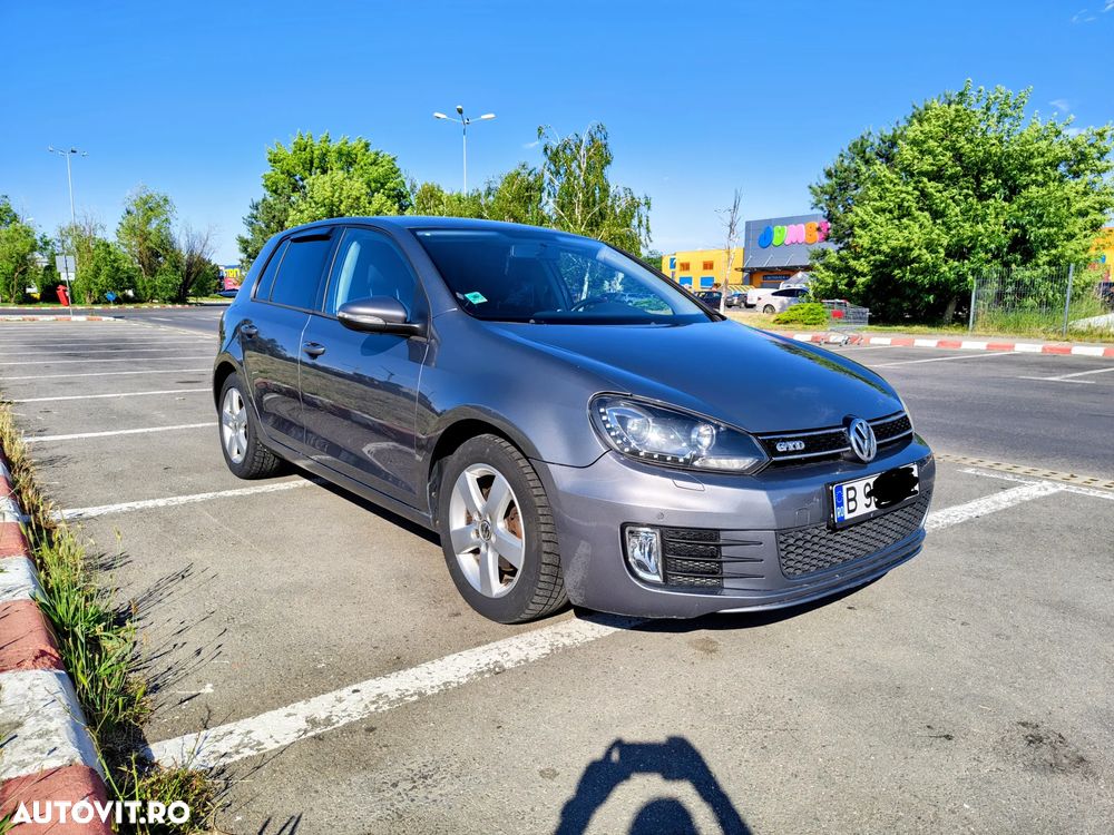 Volkswagen Golf 2.0 TDI BlueMotion Technology Highline - 2