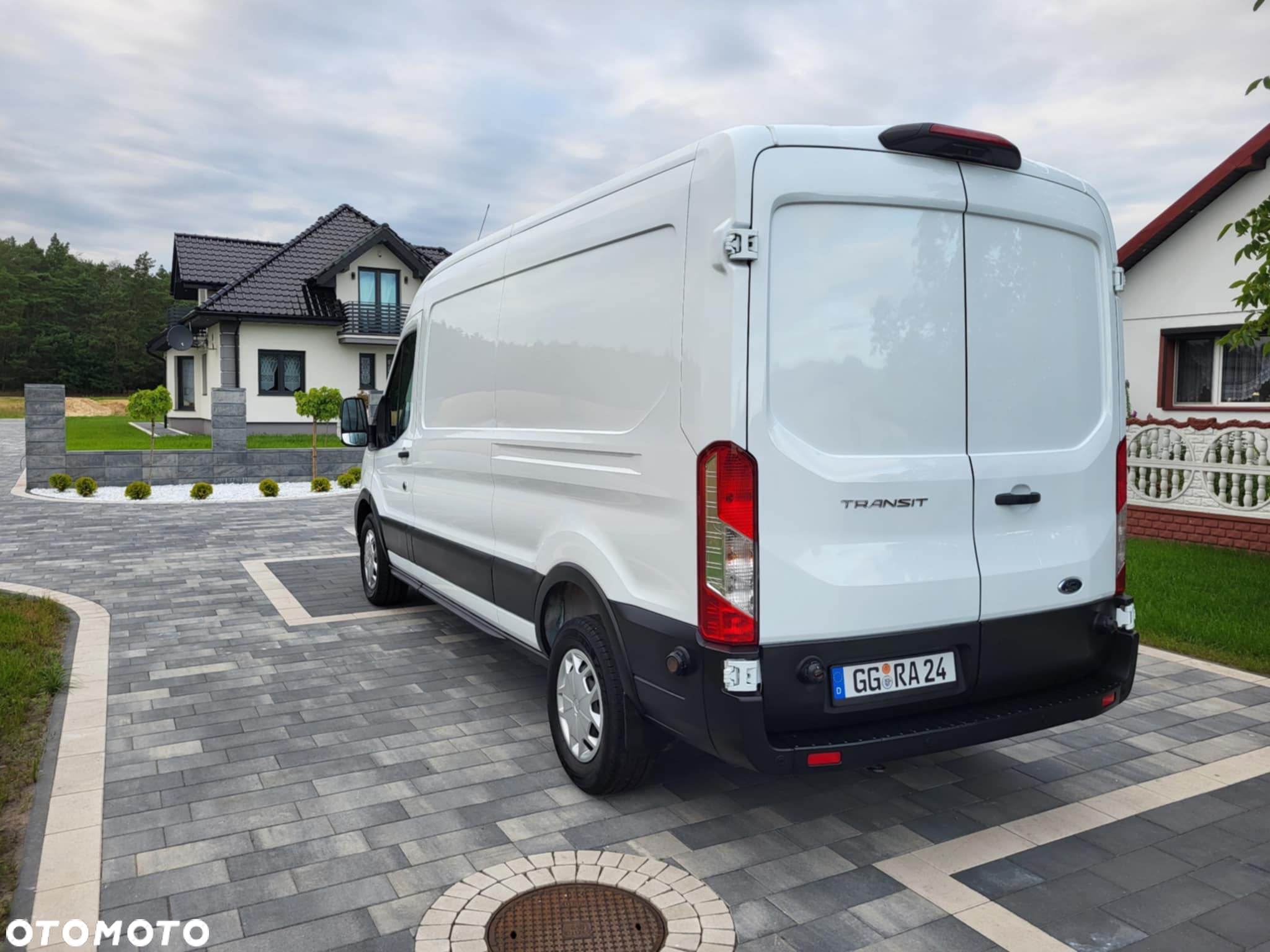 Ford Transit - 11