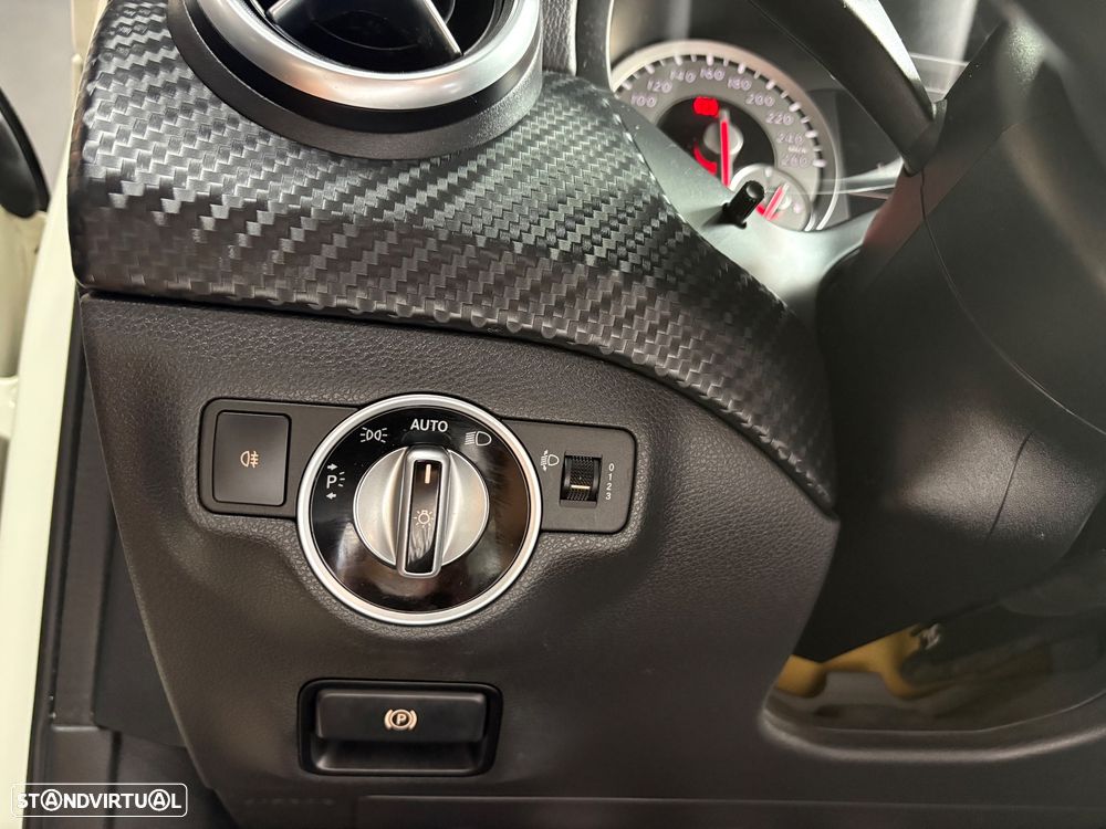 Mercedes-Benz A 200 CDI AMG Line - 43