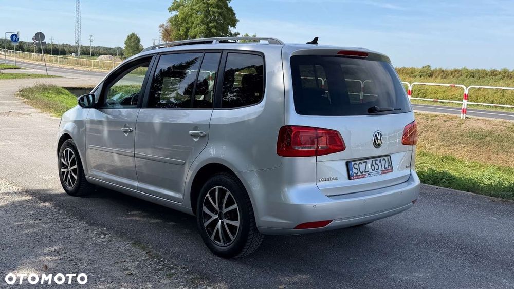 Volkswagen Touran 1.6 TDI DPF BlueMotion Technology DSG Highline - 27