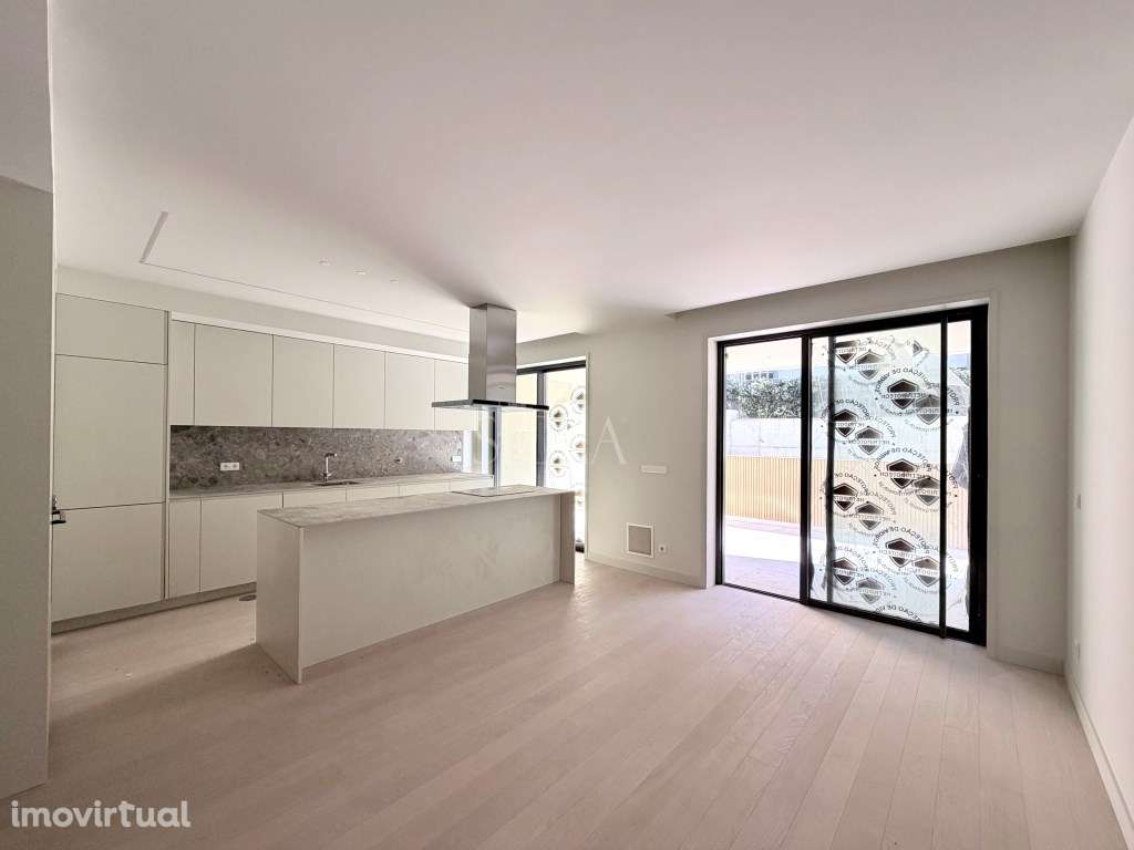 T1 em Primeira Linha de Mar - Grande imagem: 2/13