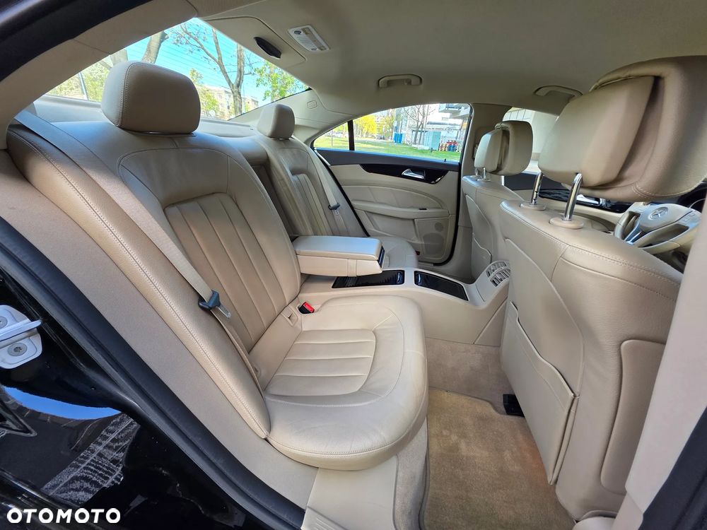Mercedes-Benz CLS 250 CDI BlueEff - 32