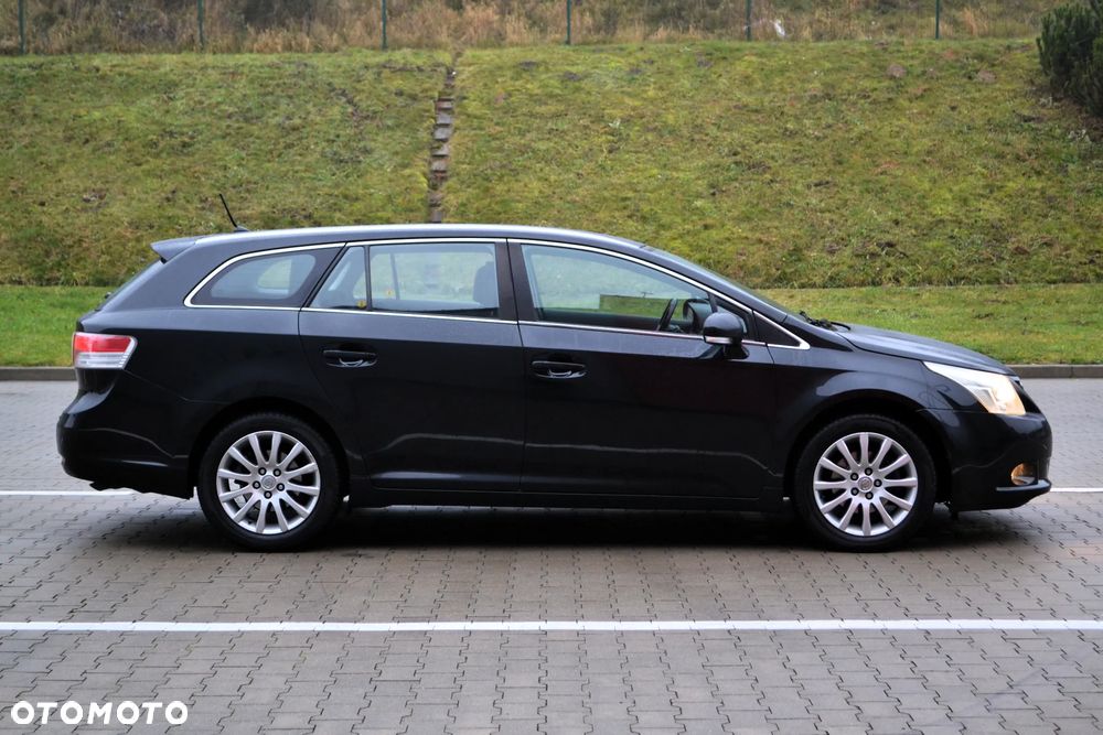 Toyota Avensis 2.0 D-4D Team - 27