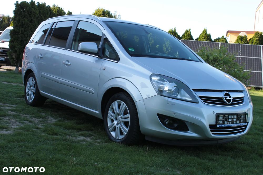 Opel Zafira - 3
