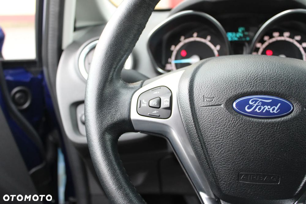 Ford Fiesta - 34