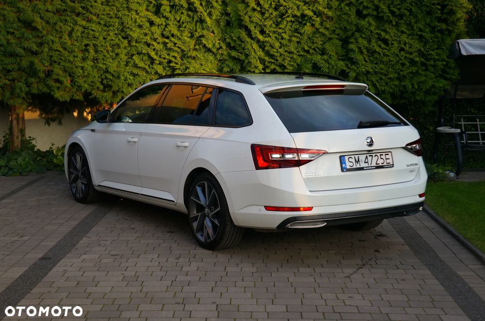 Skoda Superb 2.0 TDI 4x4 DSG SportLine - 19