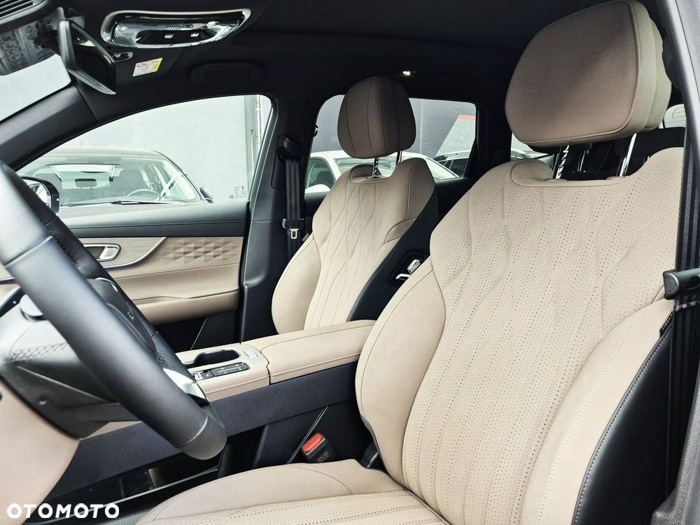 Chery Tiggo 8 1.5 T-GDI Super Hybrid Prestige DCT - 23
