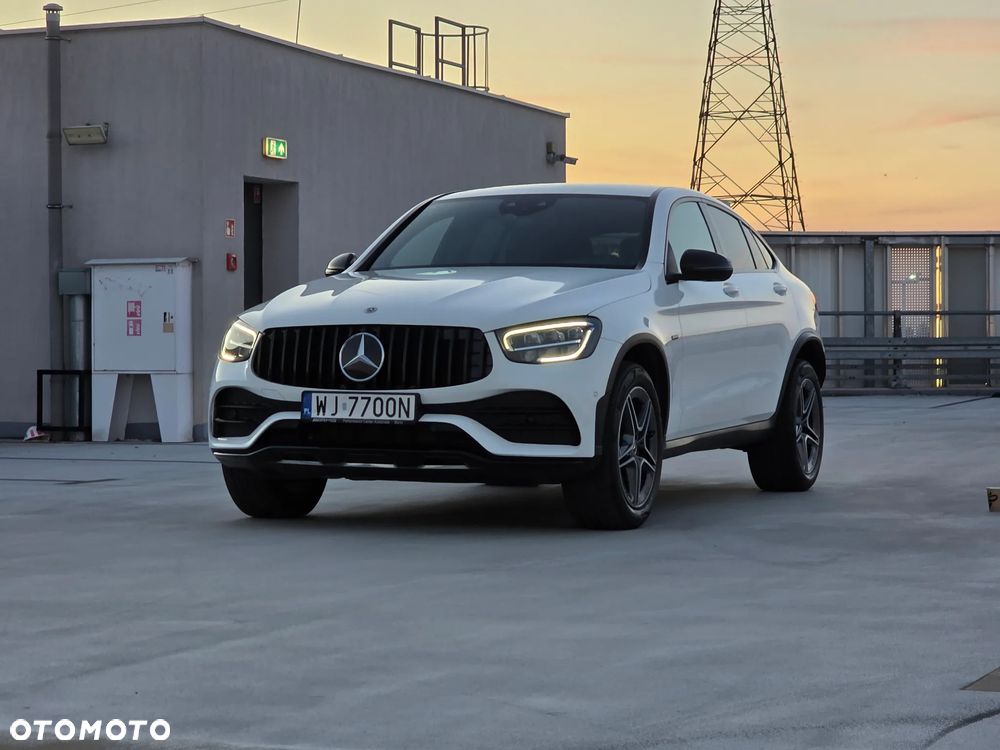 Mercedes-Benz GLC - 30