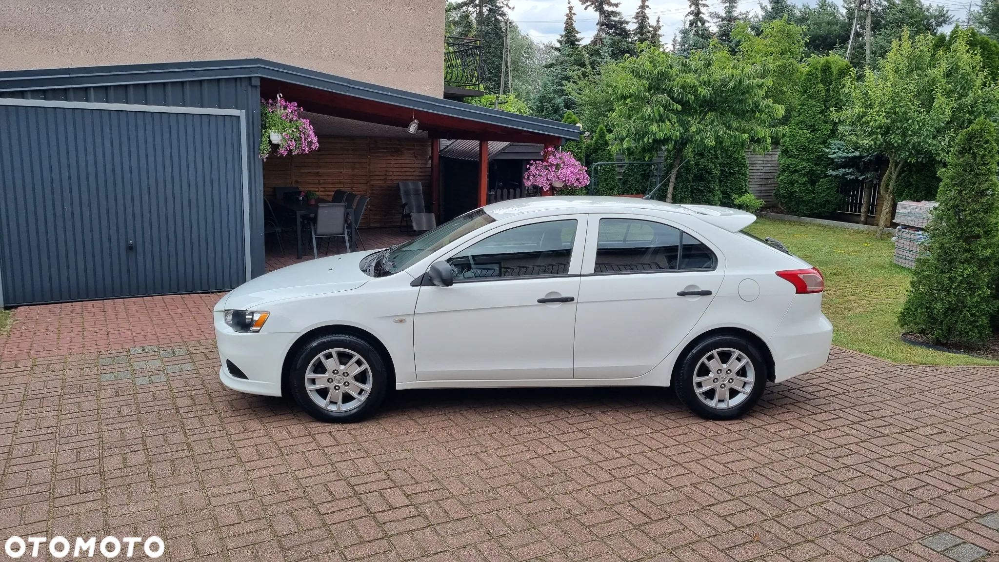 Mitsubishi Lancer 1.5 - 32