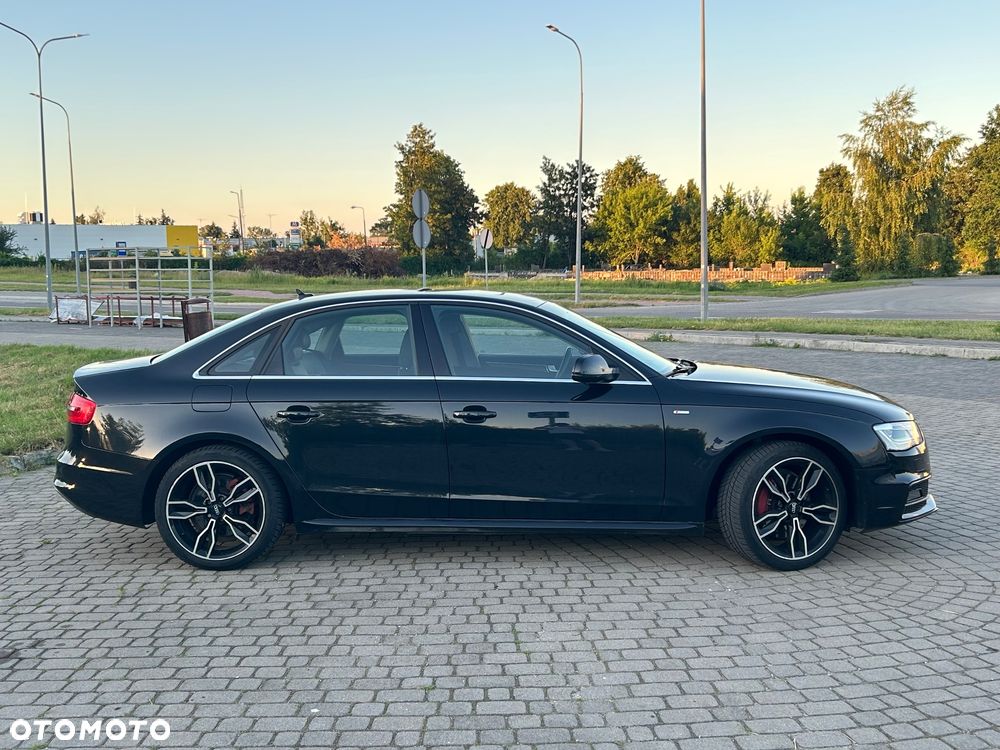 Audi A4 Limousine - 2