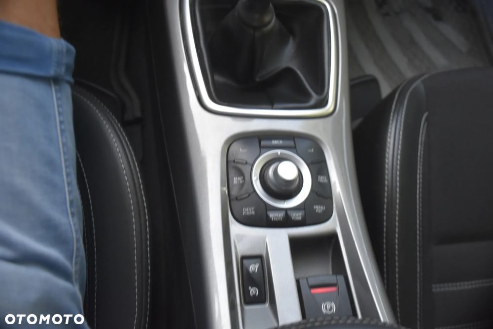 Renault Laguna dCi 110 FAP Dynamique - 16