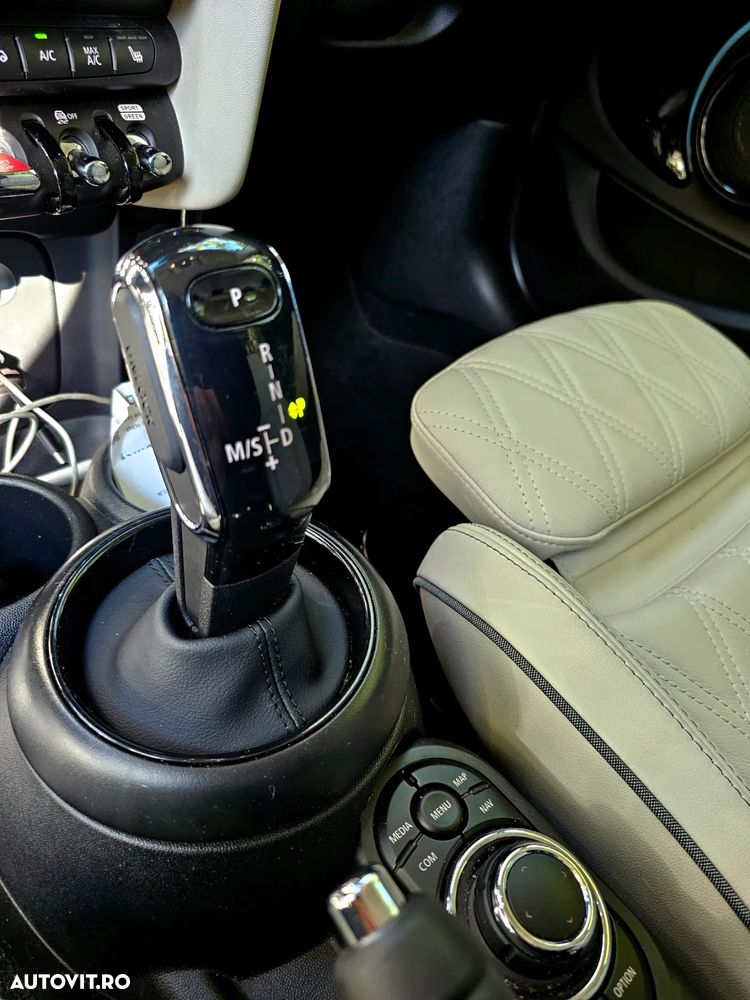 Mini Cooper AT - 24