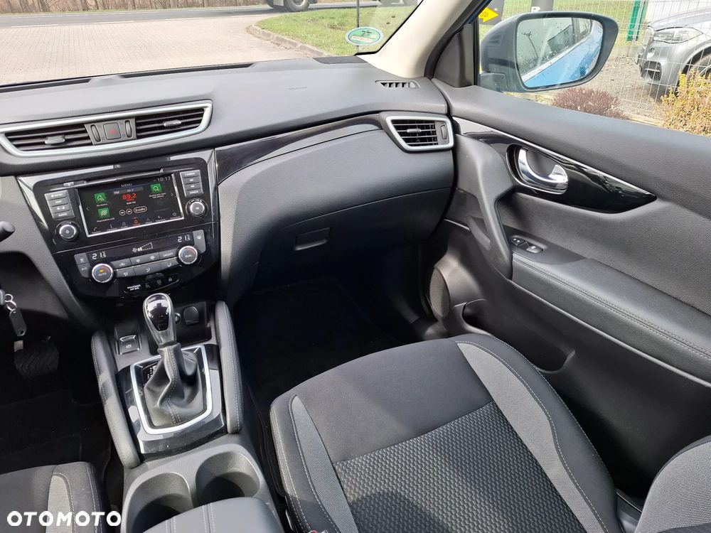 Nissan Qashqai - 17