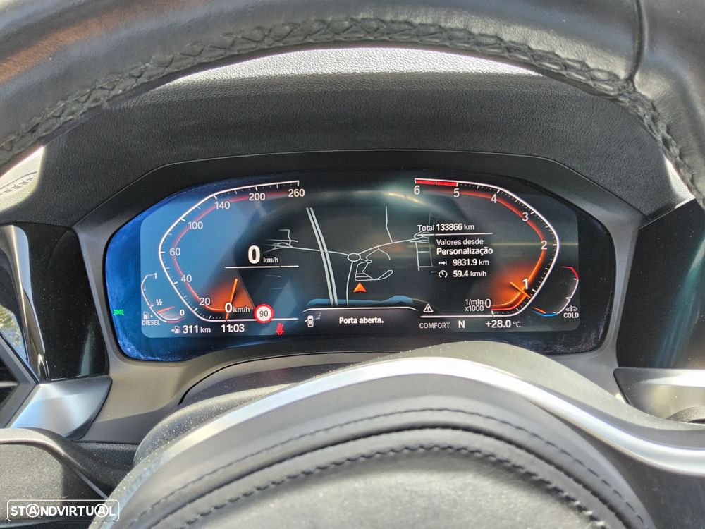 BMW 318 d Pack M - 8