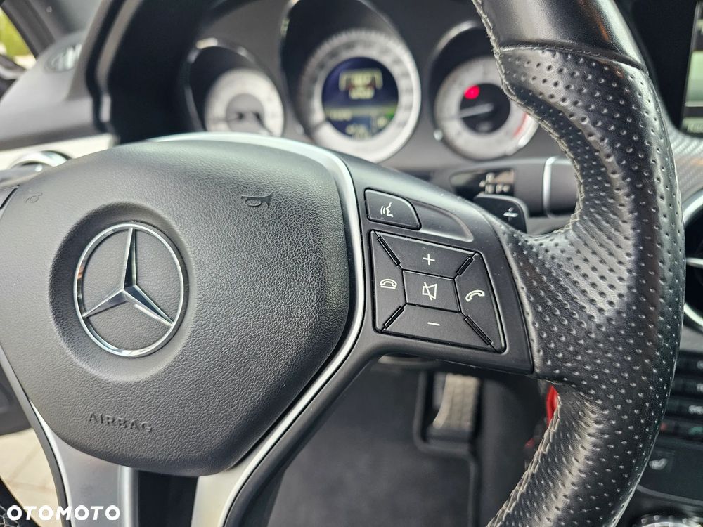 Mercedes-Benz GLK - 20