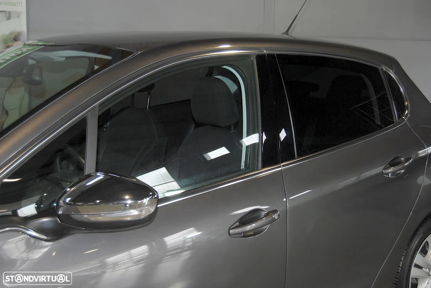 Peugeot 208 1.2 PureTech Allure - 10