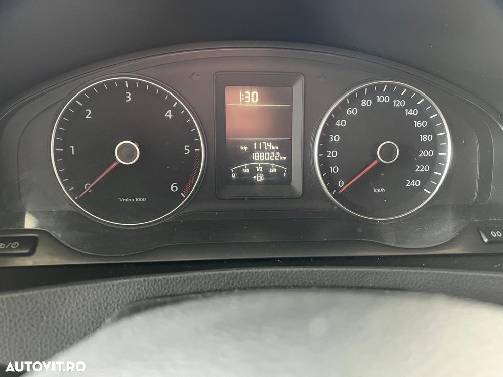 Volkswagen Transporter - 7
