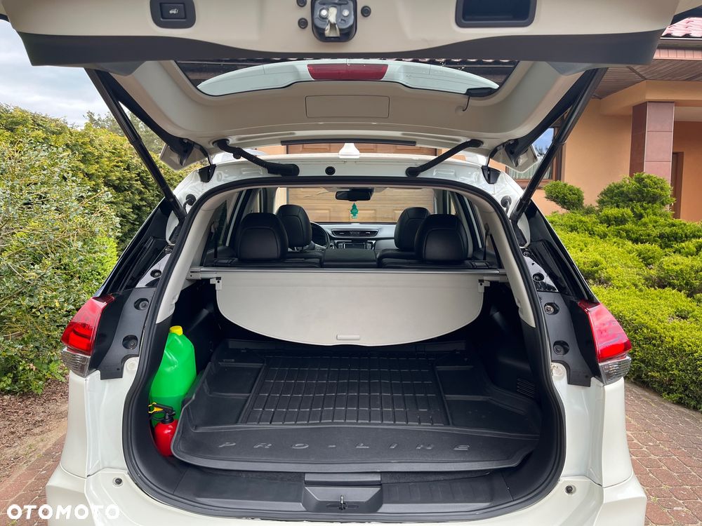 Nissan X-Trail 1.3 DIG-T Tekna 2WD DCT - 18