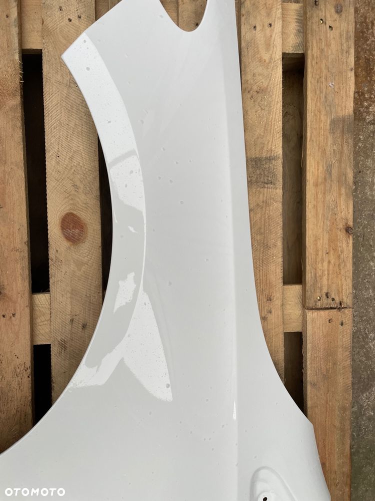 BŁOTNIK PRZÓD LEWY MERCEDES-BENZ W247 B KLASA A2478810900 BIAŁY W KOLOR - 5