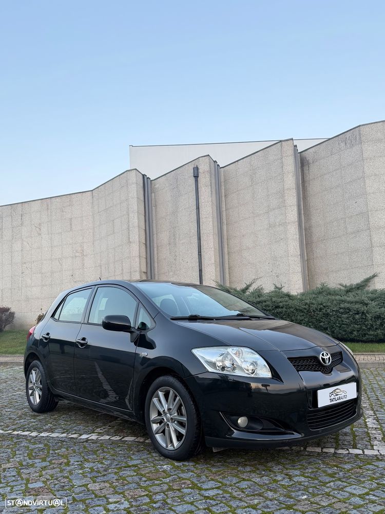 Toyota Auris 1.4 D-4D ACtive - 4