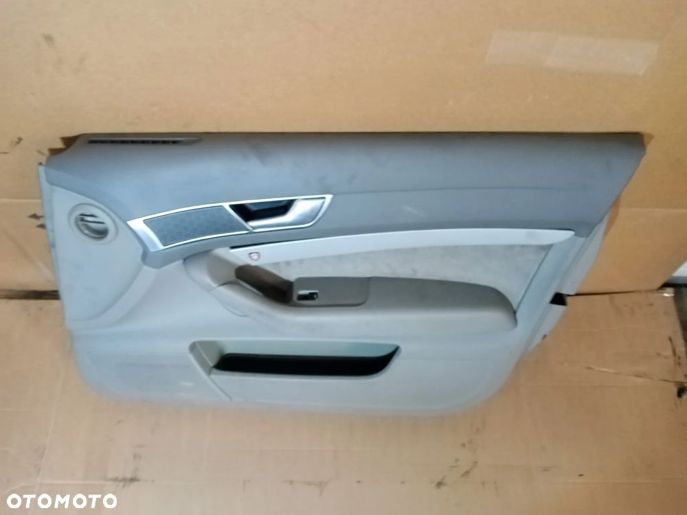 Boczek tapicerka prawy przód przednia prawa Audi A6 C6 - 2