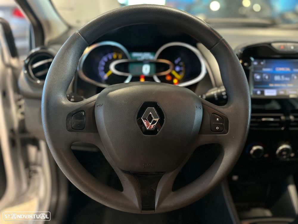 Renault Clio 0.9 TCE Dynamique S - 12