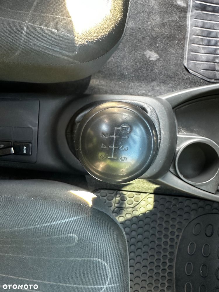 Toyota Yaris - 28