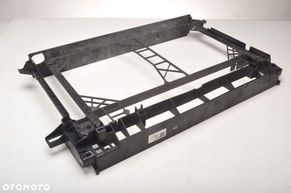 OPEL INSIGNIA B RAMKA CHŁODNICY 84207976 - 1