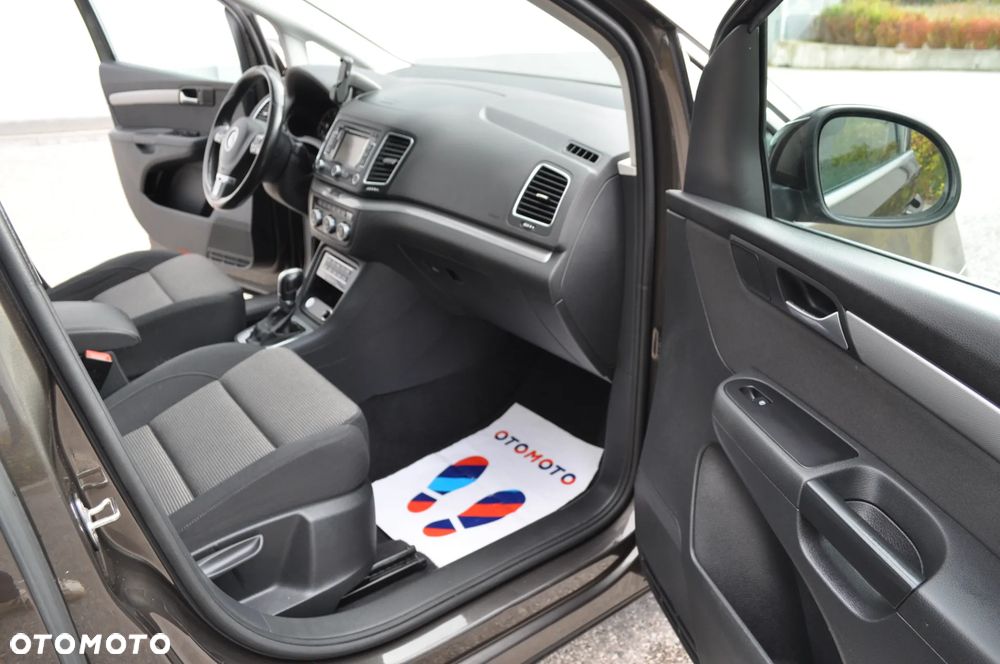 Volkswagen Sharan 2.0 TDI Highline DSG - 14