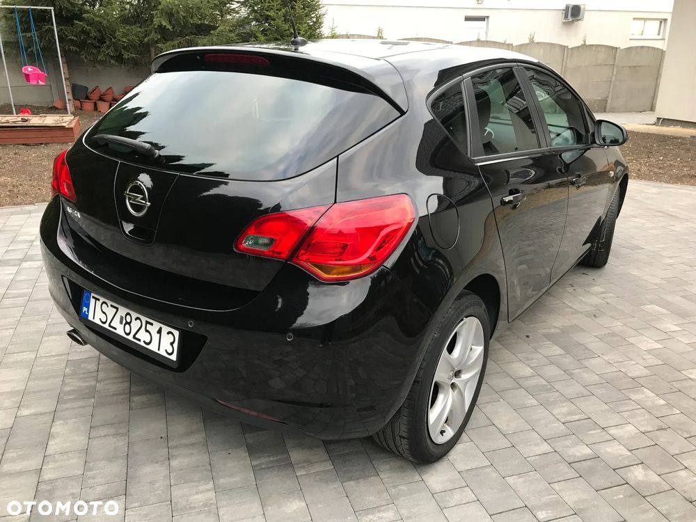 Opel Astra 1.4 Turbo Design Edition - 5