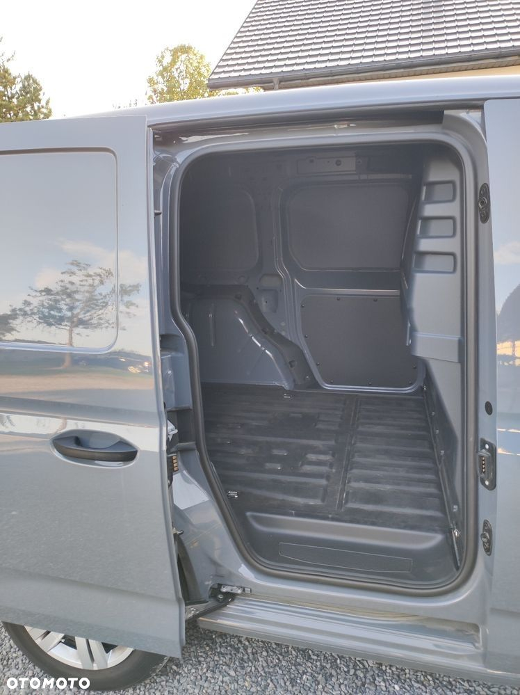 Volkswagen Caddy - 5