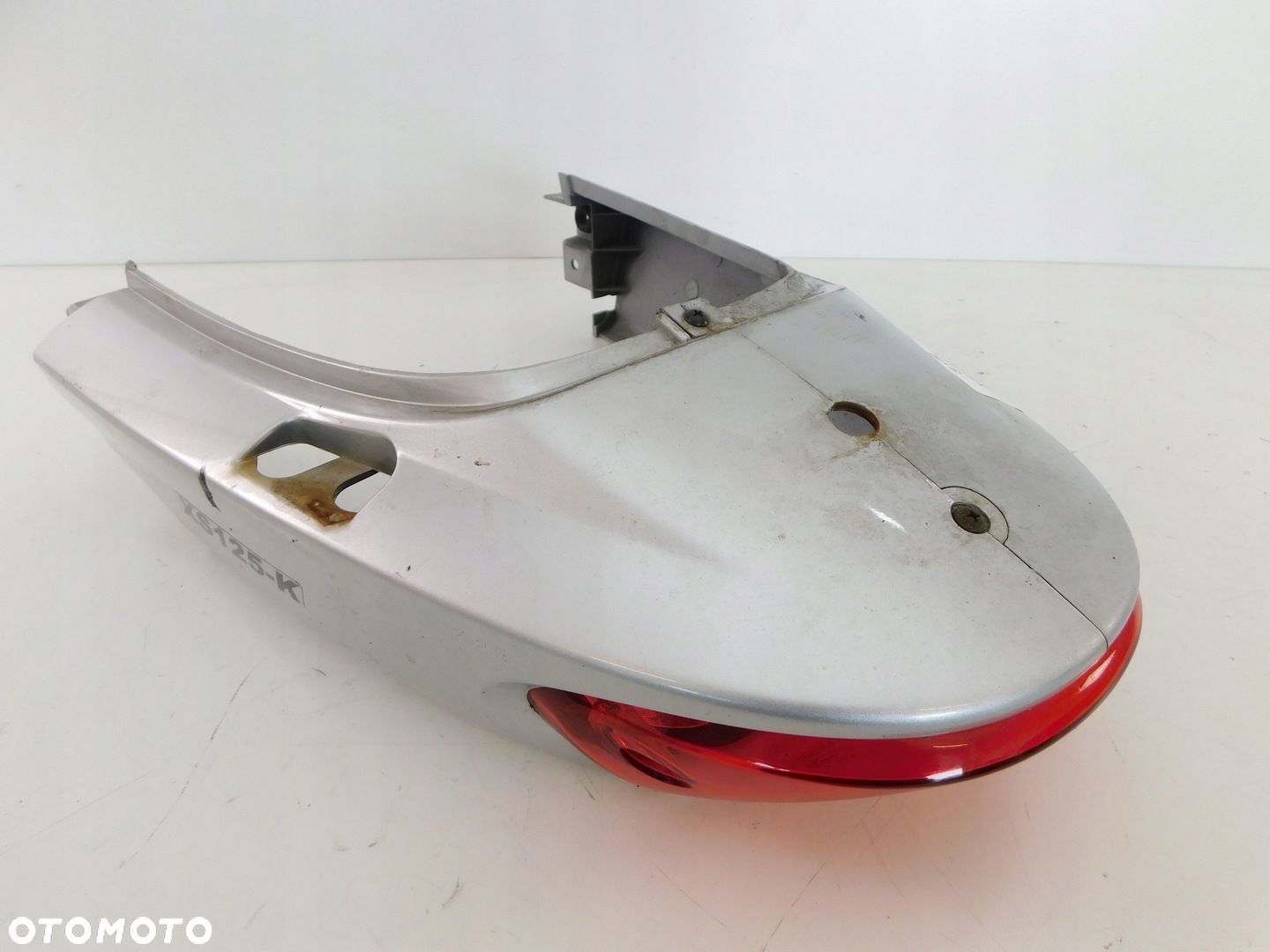 SYM XS 125-K OGON  LAMPA TYŁ - 1
