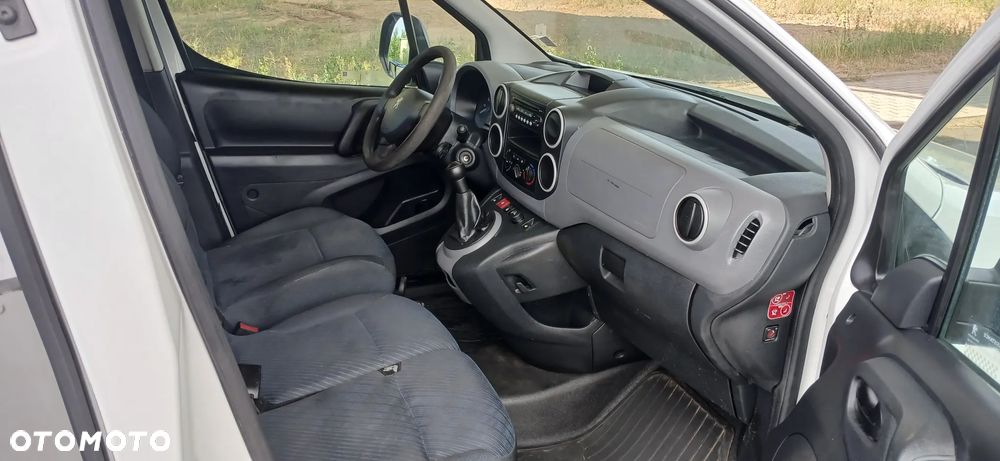 Peugeot Partner - 8